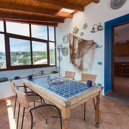 Il Pesce E Il Geco Apartment *